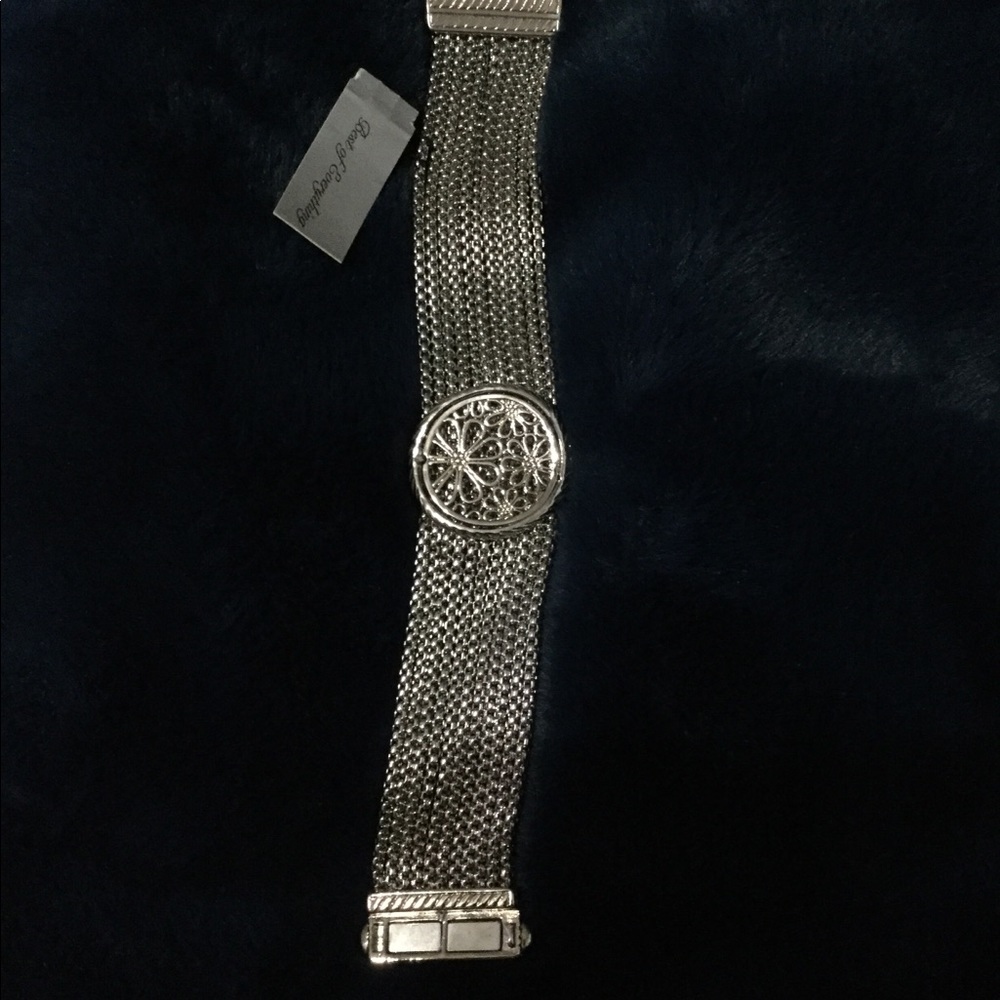 Beautiful Bracelet - Picture 3 of 3